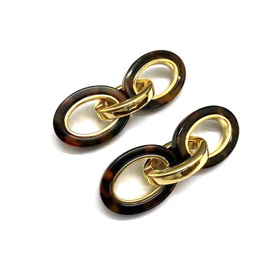 Bag carrying alloy resin chain