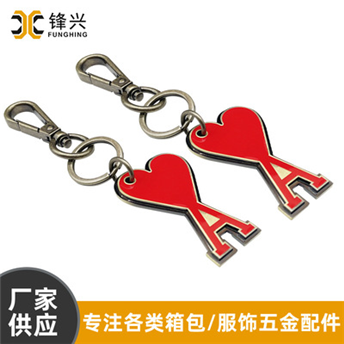 Heart shaped hang tag hook buckle keychain, red drip glue hanging tag keydog buckle